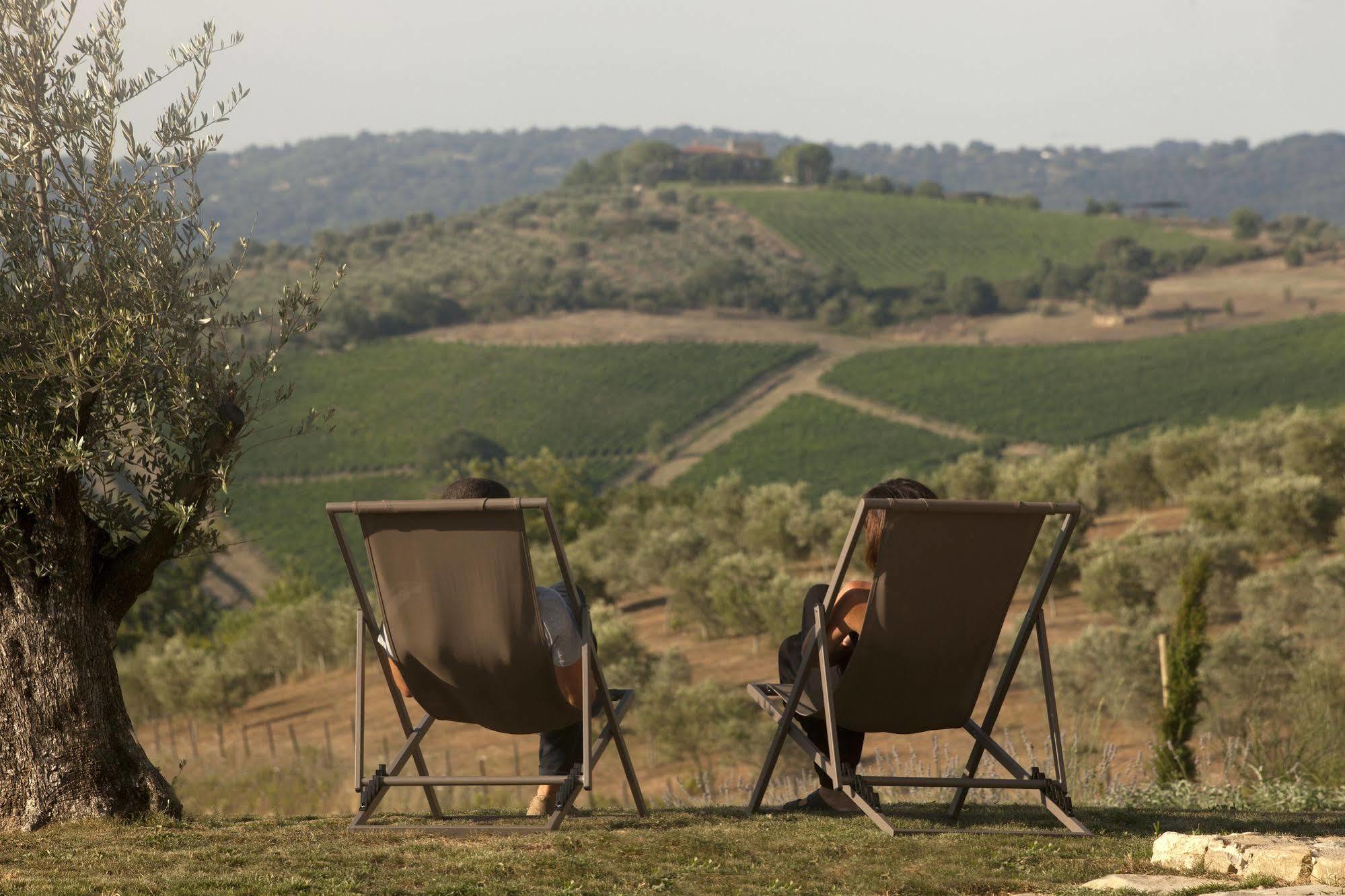 Casale Sterpeti Bed and Breakfast Magliano in Toscana Buitenkant foto